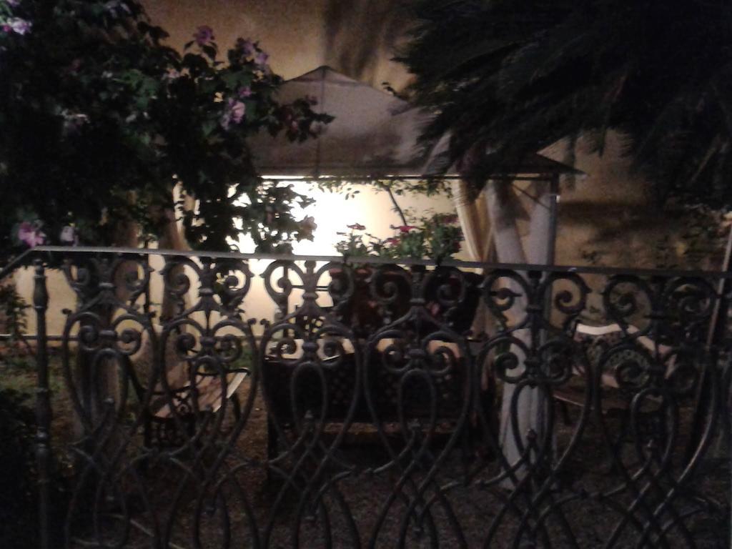 Giardino Della Melagrana Bed & Breakfast ฟลอเรนซ์ ภายนอก รูปภาพ
