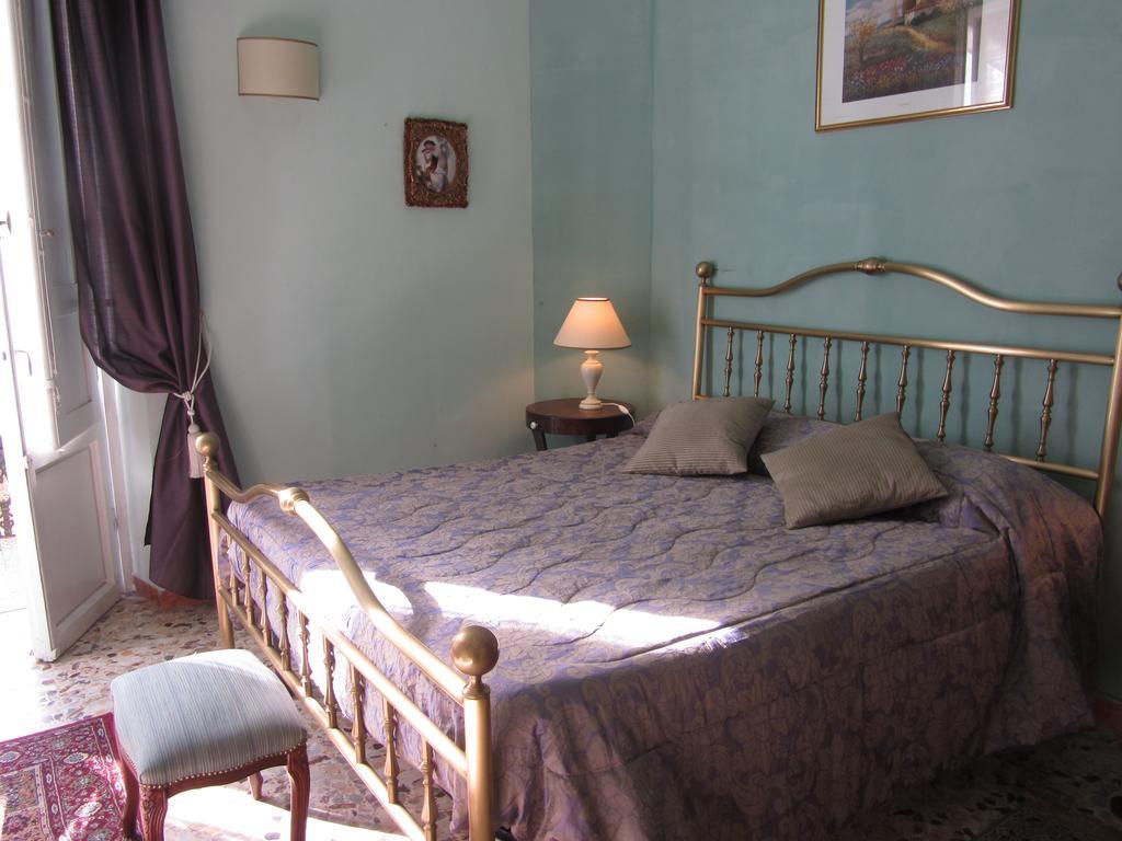 Giardino Della Melagrana Bed & Breakfast ฟลอเรนซ์ ภายนอก รูปภาพ