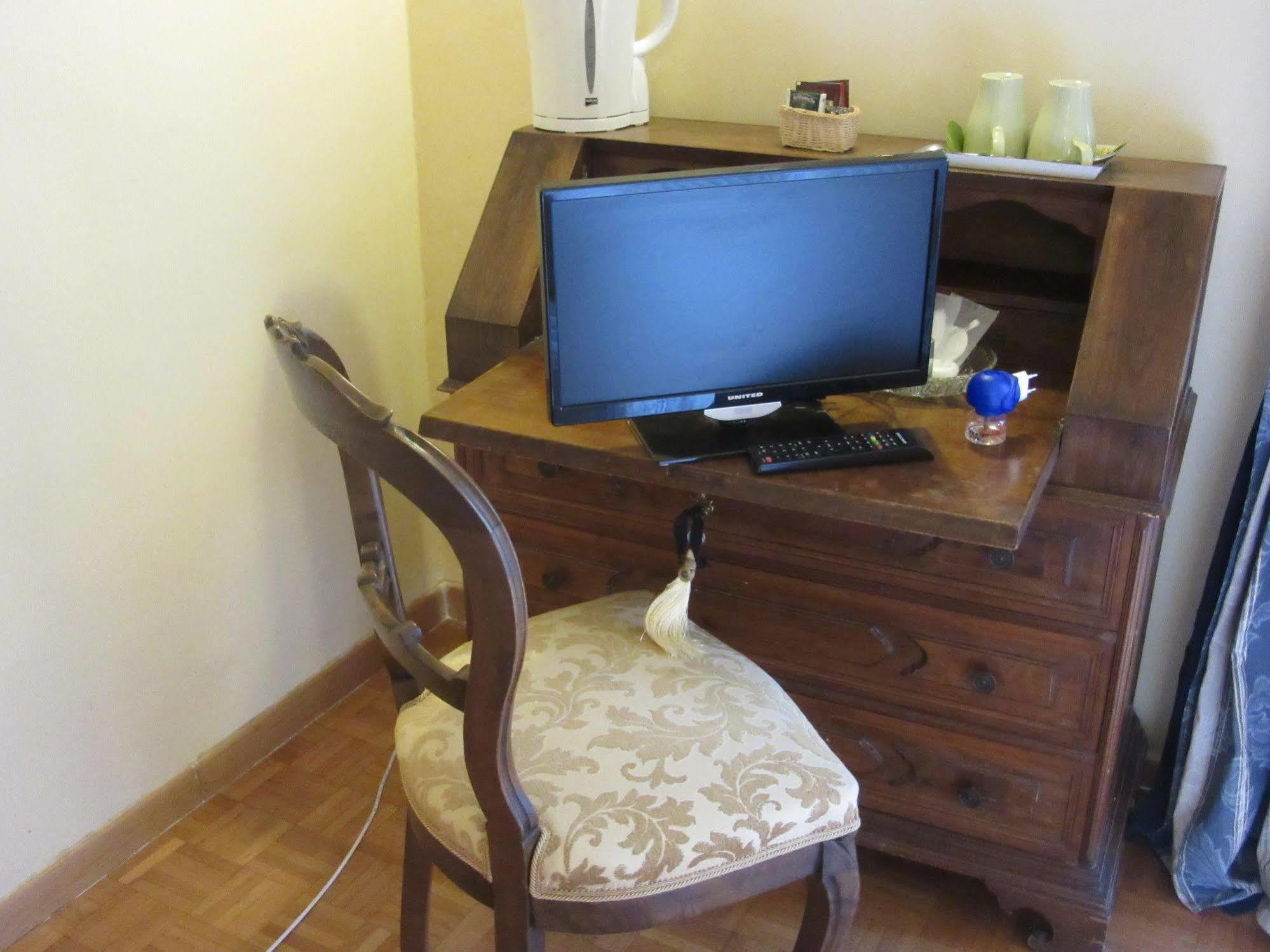 Giardino Della Melagrana Bed & Breakfast ฟลอเรนซ์ ภายนอก รูปภาพ